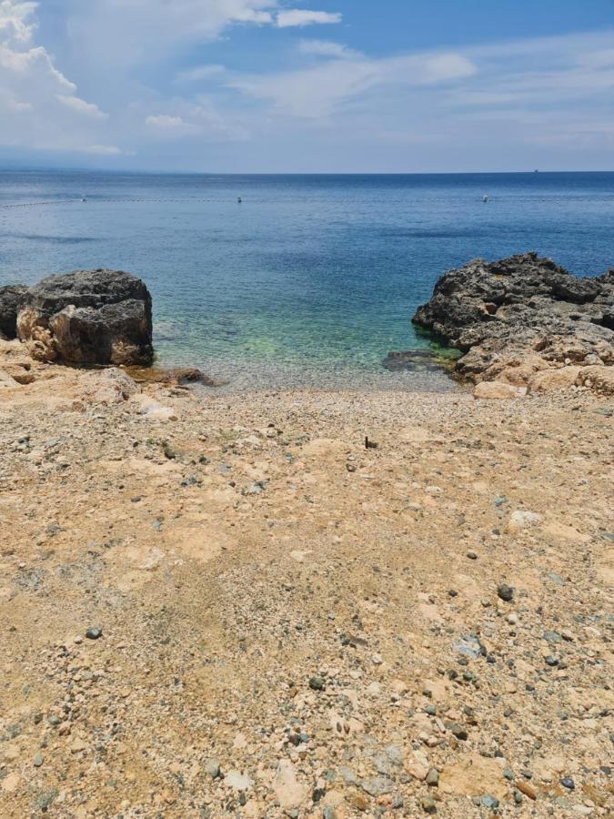 1Br Oceanfront At Arterra, Fast Wifi, Nflix, Kitchen Villa Isla de Mactán Exterior foto